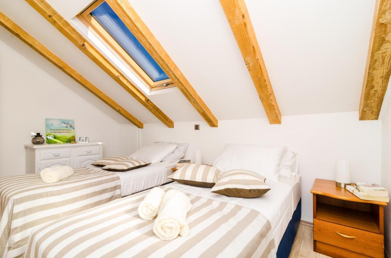Knego Apartment *