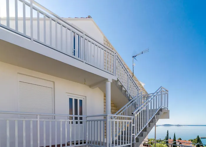 Apartments Knego